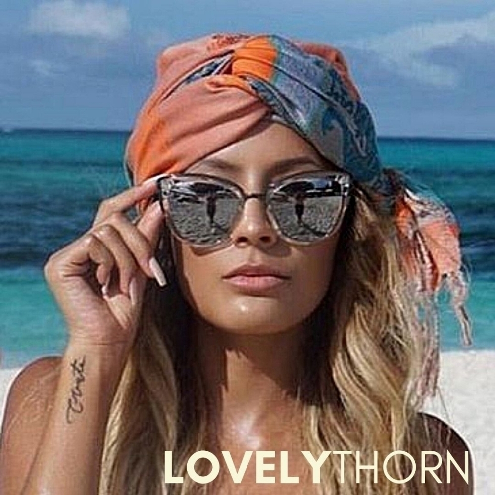 QUAY // ltd ed desi perkins rare retro-chic clear mirrored cateye sunglasses
